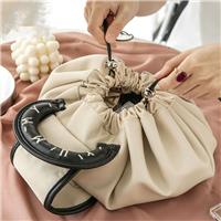 Luxury Drawstring Makeup Bag – Versatile Portable Beauty Pouch with Stylish Handle